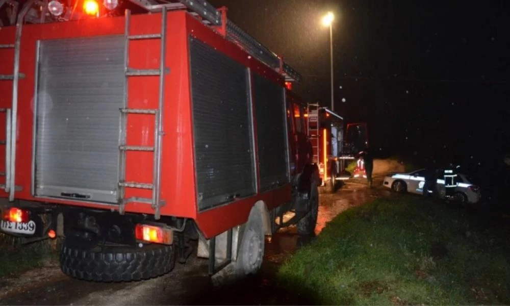 Κορωπί: Πυρκαγιά σημειώθηκε σε μάντρα αυτοκίνητων